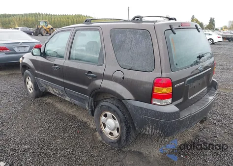 2007 Ford Escape Xls/Xls Manual z USA, uszkodzony, nr VIN 1FMCU92Z47KA43624